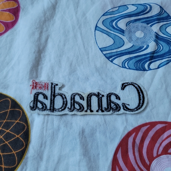 Canada iron on patches - Picture 4 of 8